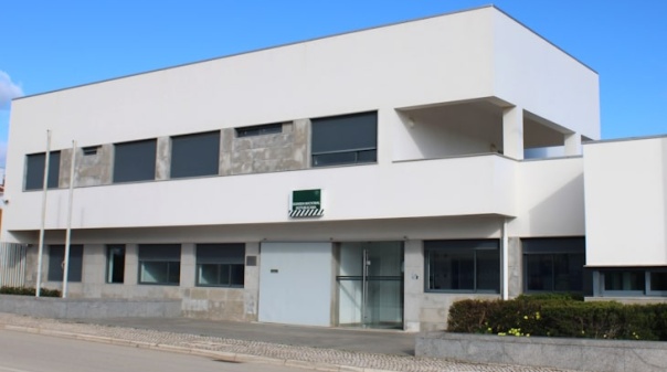 GNR det&eacute;m suspeito de tr&aacute;fico e apreende 3.000 doses de droga em Vila do Bispo