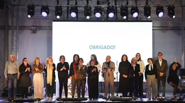 Gala da Educa&ccedil;&atilde;o de Lagoa reconheceu profissionais, institui&ccedil;&otilde;es e fam&iacute;lias