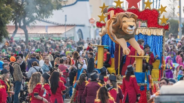 Culturas e tradi&ccedil;&otilde;es do mundo cruzam-se no Carnaval de Altura