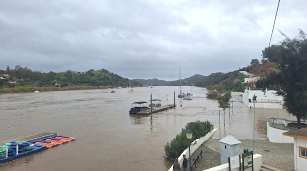 C&acirc;mara de Alcoutim alerta para "aumento dr&aacute;stico" do Guadiana