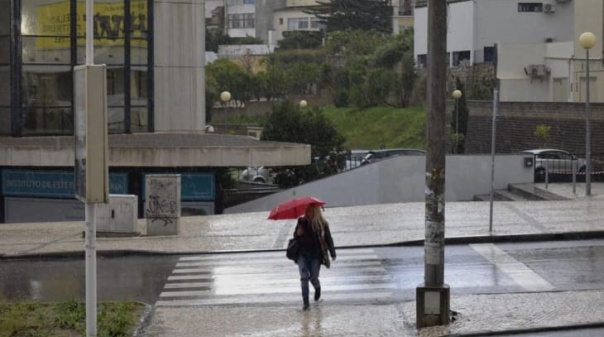 Depress&atilde;o Marta afeta Portugal continental no s&aacute;bado com chuva, neve e vento