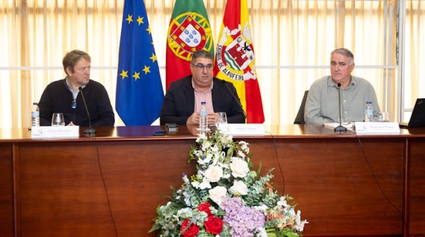 Centenas de atletas nacionais e internacionais participam na 2.&ordf; edi&ccedil;&atilde;o do Albufeira Beach Tennis Tour