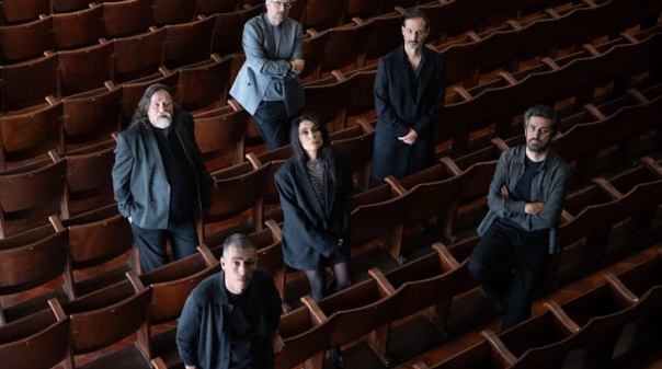 Cara de Espelho estreiam no Cineteatro Louletano novo espet&aacute;culo dedicado ao &aacute;lbum "B"