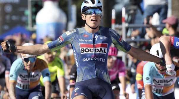 Volta ao Algarve: Paul Magnier 'bisa' na quarta etapa e Ayuso segue na lideran&ccedil;a