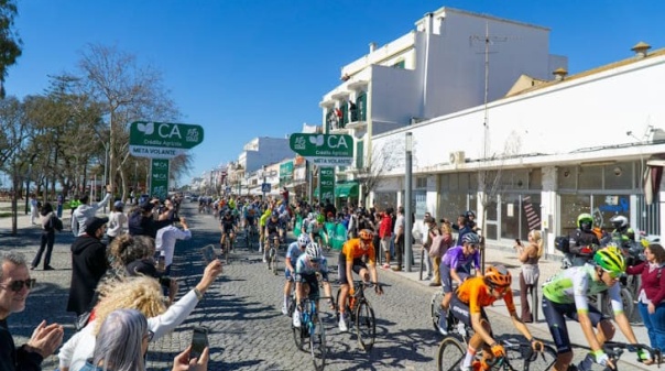 Olh&atilde;o estreou-se na Volta ao Algarve