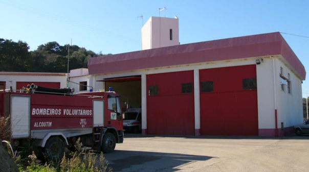 Munic&iacute;pio aprova transfer&ecirc;ncia de 350 mil euros aos Bombeiros Volunt&aacute;rios de Alcoutim