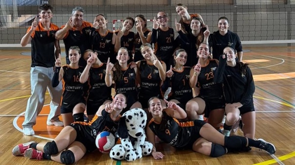 Voleibol: Atl&eacute;tico Clube de Albufeira vence campeonato regional do Alentejo e Algarve 