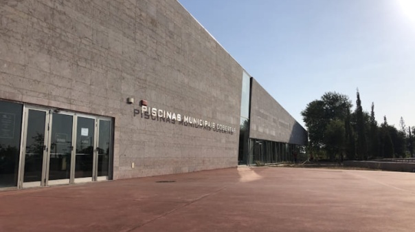 Tanque pequeno das piscinas cobertas de S&atilde;o Br&aacute;s de Alportel vai para obras