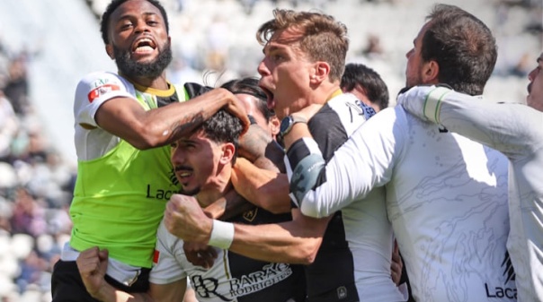 II Liga: Farense bate Lusit&acirc;nia e volta a vencer em casa quase tr&ecirc;s meses depois