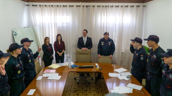 Contrata&ccedil;&atilde;o de 8 novos elementos refor&ccedil;a Corpo de Bombeiros de Olh&atilde;o