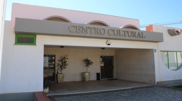 Quinzena do Livro e da Leitura promove h&aacute;bitos de leitura em Vila do Bispo