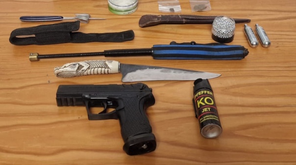 Homem detido em Albufeira por posse de armas proibidas