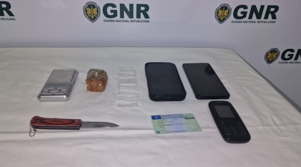 GNR det&eacute;m traficante em opera&ccedil;&atilde;o rodovi&aacute;ria em Albufeira