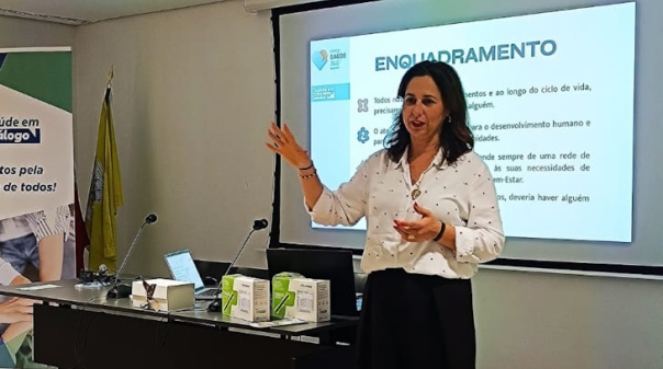 Biblioteca de Olh&atilde;o acolheu sess&atilde;o dedicada aos cuidadores informais