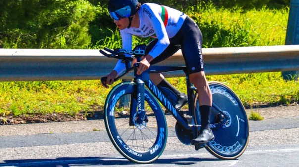 Rodrigo Jesus vence contrarrel&oacute;gio na Volta ao Concelho de Loul&eacute; Juniores