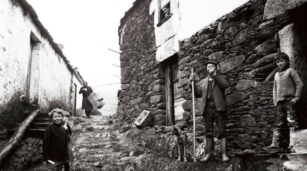 Portim&atilde;o exp&otilde;e &ldquo;Portugal Profundo&rdquo; sob as lentes de Marques Valentim e Ant&oacute;nio Marreiros