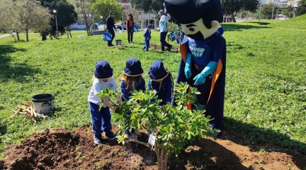 Lagos envolveu comunidade na planta&ccedil;&atilde;o de 157 &aacute;rvores