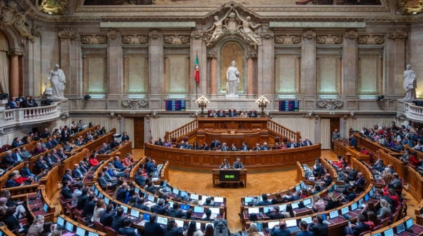 Assembleia da Rep&uacute;blica sa&uacute;da resultados nos europeus de trampolins