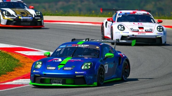 Bernardo Pinheiro subiu ao p&oacute;dio duas vezes no arranque da GT Cup Europe