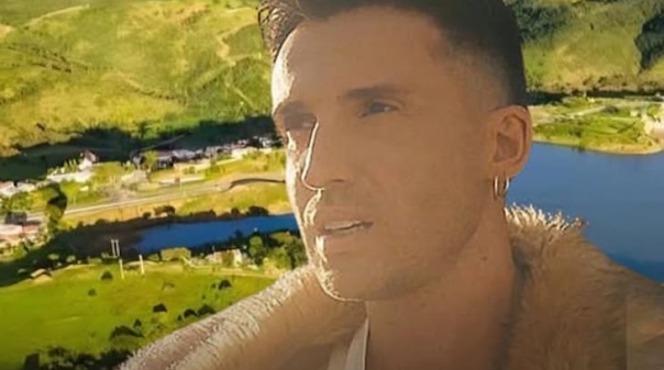 Filipe Delgado &eacute; cabe&ccedil;a de cartaz da festa do 1&ordm; de Maio em Odeleite