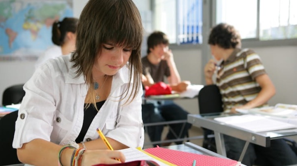 CPCJ de Albufeira promove palestra sobre direitos, deveres e responsabilidades dos jovens