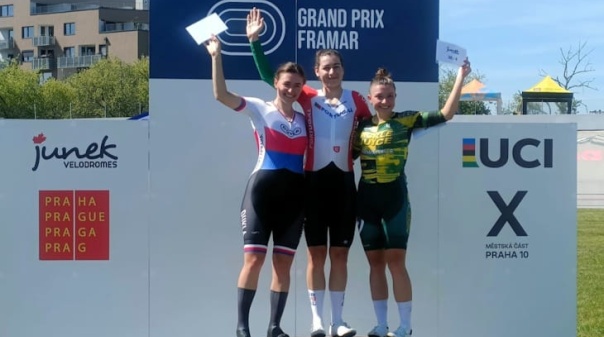 Daniela Campos vence corrida por pontos no segundo dia do GP Junek Velodromes