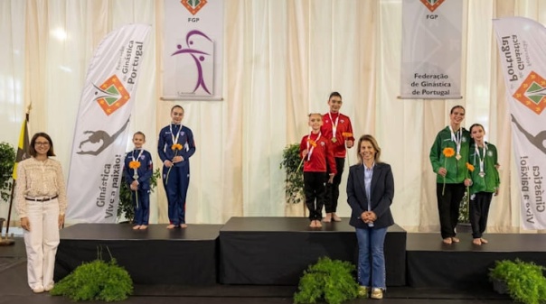 Atletas de Loul&eacute; vencem campeonato nacional de gin&aacute;stica acrob&aacute;tica 
