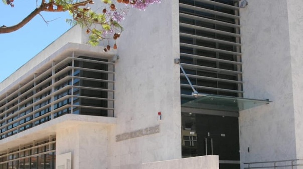 Biblioteca de Silves acolhe apresenta&ccedil;&atilde;o da obra "Por dentro do Chega" 