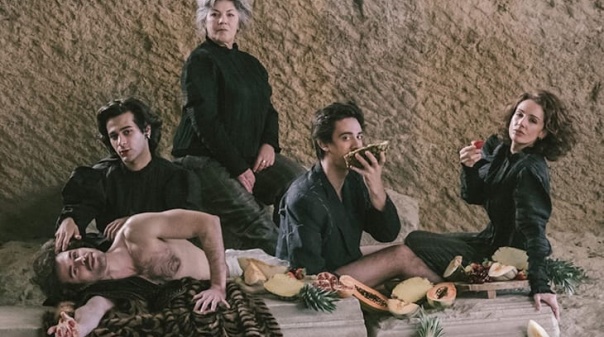 Companhia Momento estreia a pe&ccedil;a "As Tr&ecirc;s Marias", a partir de Tchkhov, em Lagoa