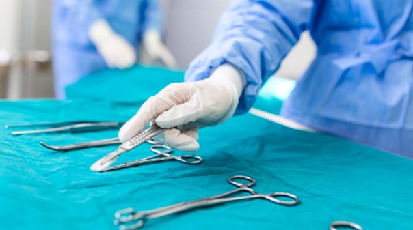 M&eacute;dica que denunciou m&aacute;s pr&aacute;ticas em Faro ilibada de pagar indemniza&ccedil;&atilde;o