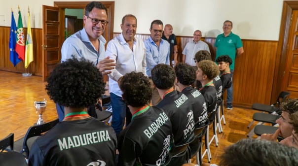 Campe&otilde;es nacionais de Sub-18 do Gin&aacute;sio Clube Olhanense reconhecidos pela autarquia 