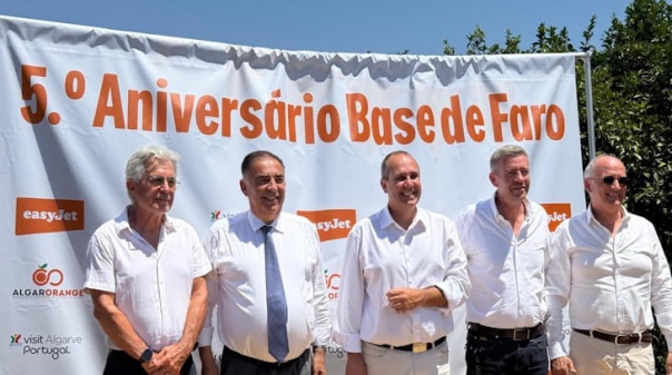 easyJet celebra cinco anos da base de Faro com refor&ccedil;o da opera&ccedil;&atilde;o de ver&atilde;o