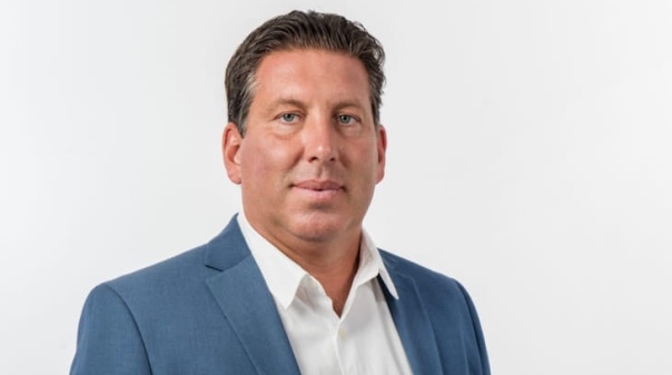 Dinis Nascimento &eacute; o novo presidente do PS Albufeira