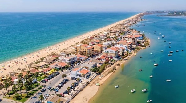 Programa Ver&atilde;o Ativo garante sa&uacute;de e bem-estar na Praia de Faro