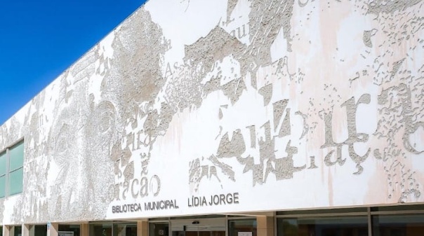 C&acirc;mara Municipal de Albufeira celebra Dia Mundial das Bibliotecas com palestra sobre biblioterapia