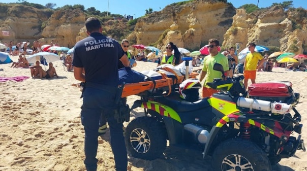 Homem de 66 anos morre na praia de S&atilde;o Rafael em Albufeira