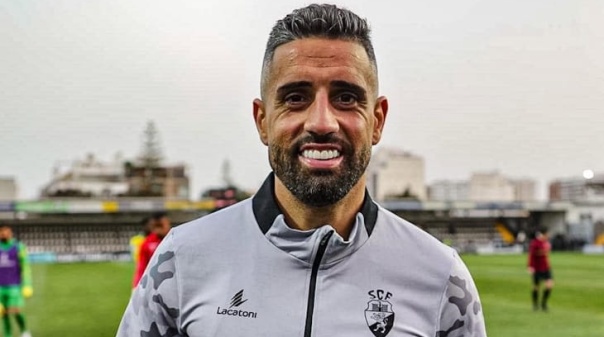 Farense anuncia sa&iacute;da do avan&ccedil;ado Marco Matias ap&oacute;s quatro &eacute;pocas