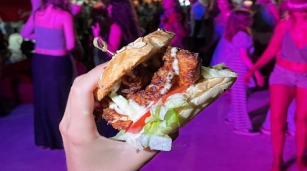 Lagos Food Fest prop&otilde;e viagem pela gastronomia &ldquo;temperada&rdquo; com concertos e anima&ccedil;&atilde;o