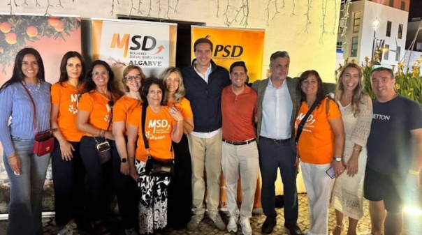 1.&ordm; Arraial das MSD Algarve reuniu figuras do partido na fortaleza de Arma&ccedil;&atilde;o de P&ecirc;ra