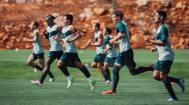 Farense regressa aos treinos com os quatro refor&ccedil;os j&aacute; integrados