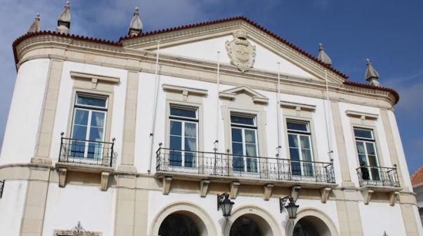 Faro disponibiliza locais climatizados para abrigo da popula&ccedil;&atilde;o vulner&aacute;vel