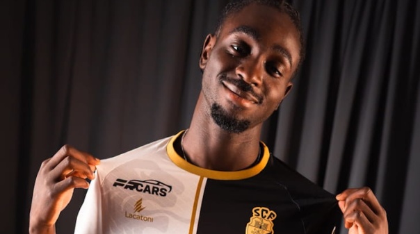 M&eacute;dio franc&ecirc;s Joseph Nduquidi refor&ccedil;a Farense por duas &eacute;pocas