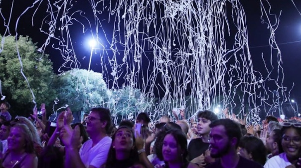 Maninho e Mariza Liz integram cartaz da Festa de Ver&atilde;o e das Comunidades de Almancil 