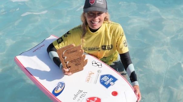 Joana Schenker conquista 3&ordm; lugar na 2&ordf; etapa do Europeu em Santa Cruz