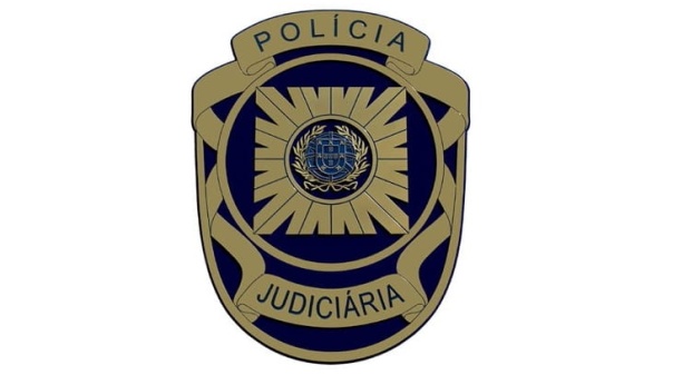 M&atilde;e e amante detidos por suspeitas de abuso sexual da filha menor em Albufeira