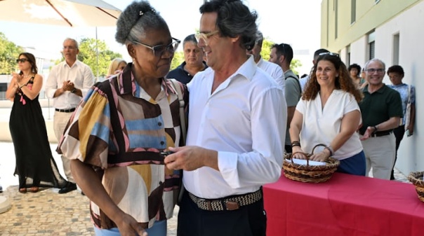 C&acirc;mara de Loul&eacute; entregou 117 habita&ccedil;&otilde;es em regime de arrendamento apoiado