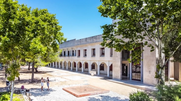 Universidade do Algarve refor&ccedil;a efici&ecirc;ncia energ&eacute;tica com apoio do Fundo Ambiental