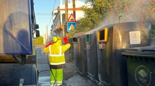 Algar refor&ccedil;a opera&ccedil;&atilde;o de recolha e limpeza durante o ver&atilde;o e apela &agrave; colabora&ccedil;&atilde;o de todos 