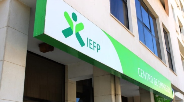 PS acusa Governo de demitir dirigentes no IEFP do Alentejo, Algarve e Centro com "motiva&ccedil;&otilde;es partid&aacute;rias"