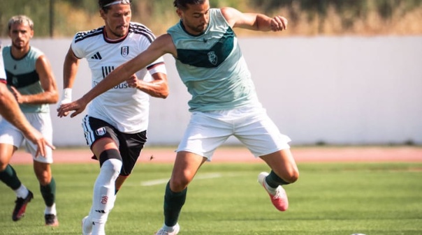 Farense derrotado pelos ingleses do Fulham em jogo particular